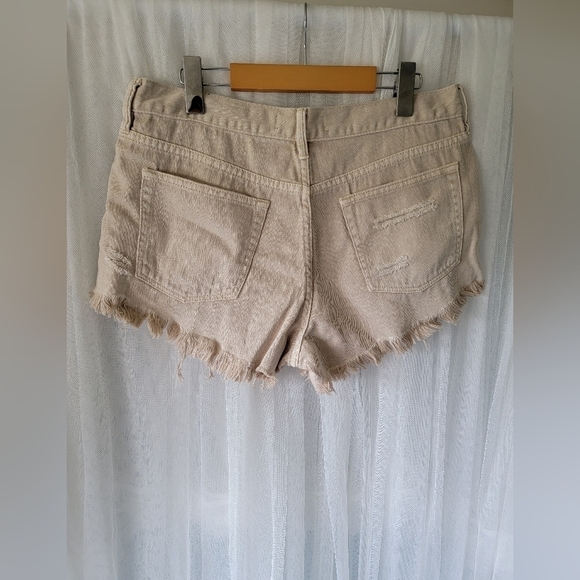 Free PEOPLE Good Vibrations Boho Shorts in Fresh Cream - Picture 7 of 7